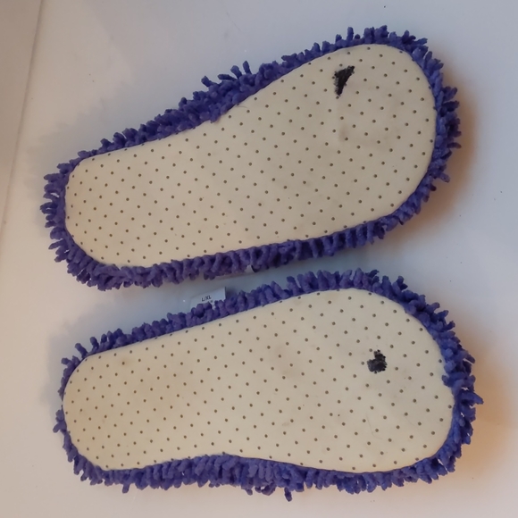 Lazy One "Bear" fabric + purple flipflop spa slippers-sz L/XL - Picture 3 of 5